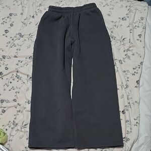 Bonney Bow Detail Edikted Sweatset